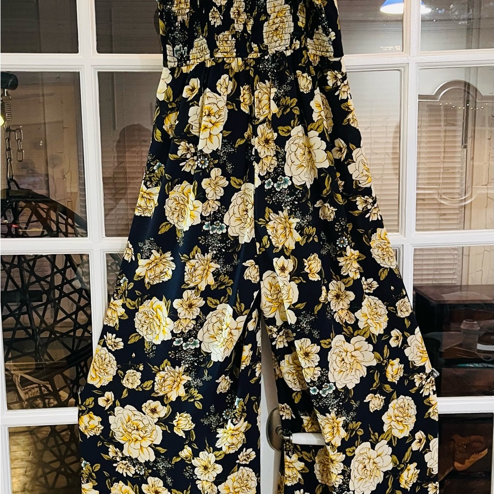 Xhilaration Black and Cream Floral Wide Leg Jumpsuit - Picture 4 of 8